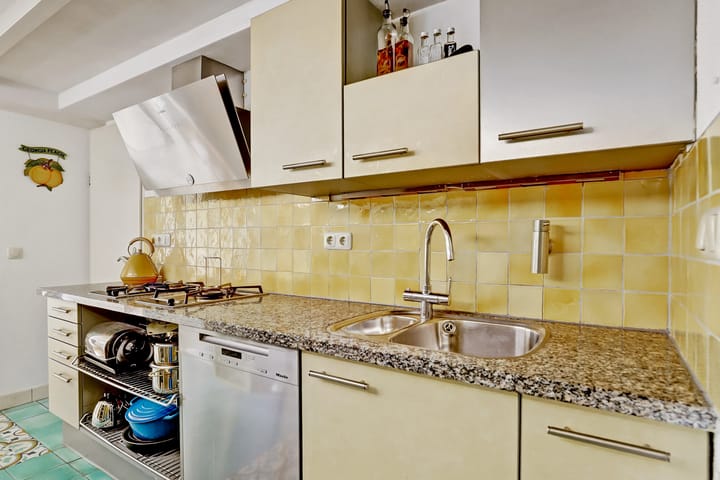 Foto 25 van Luttik Oudorp 20