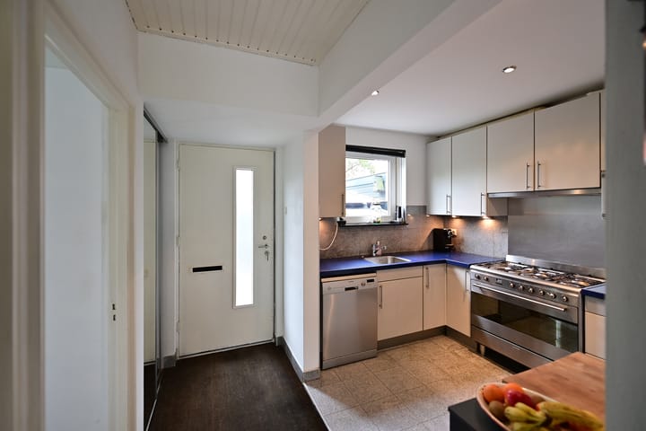 Foto 7 van van der Helstpark 19