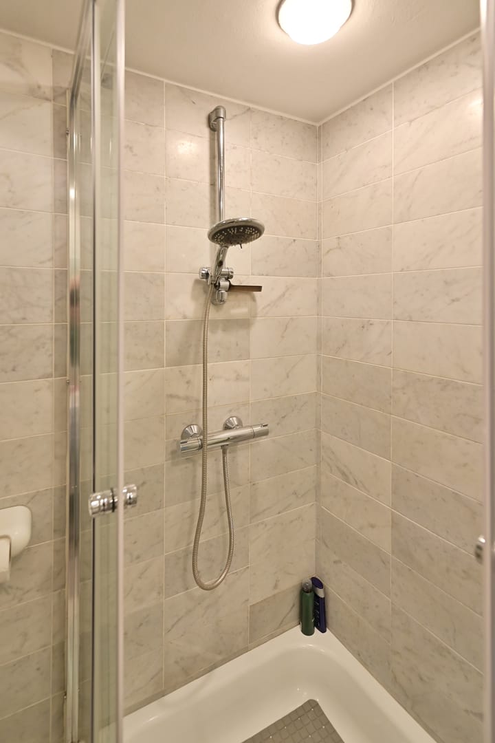 Foto 12 van van der Helstpark 19