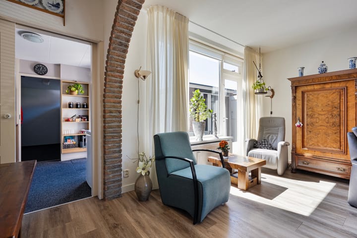 Foto 9 van Van Hemertstraat 25