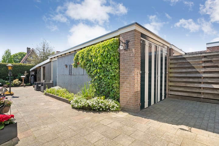 Foto 33 van Van Hemertstraat 25