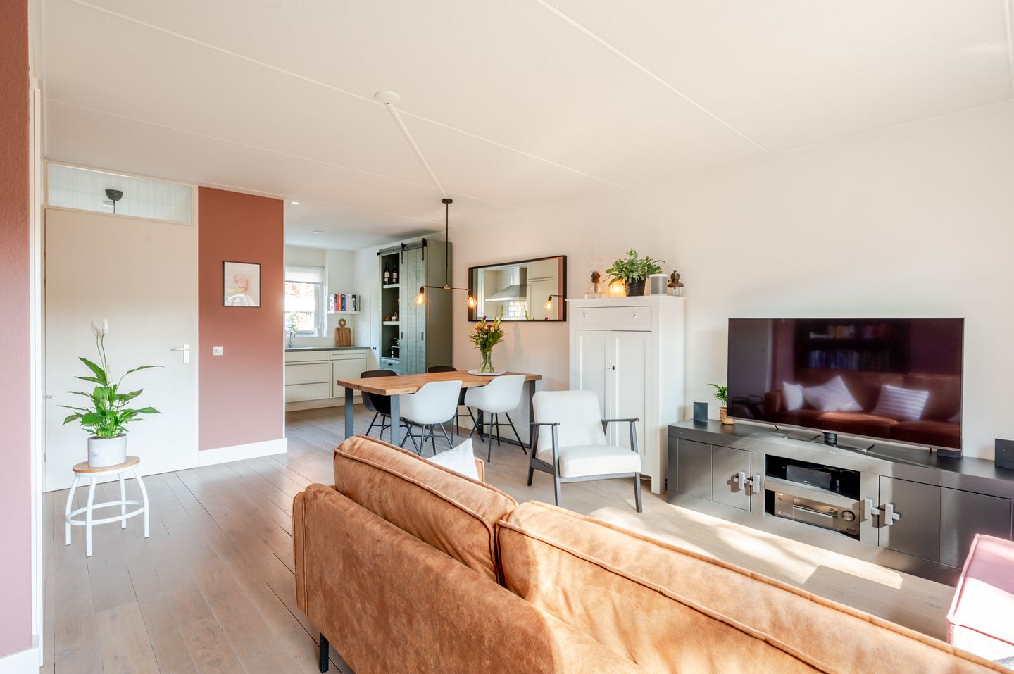 Foto 4 van E.C.de Greefhof 17