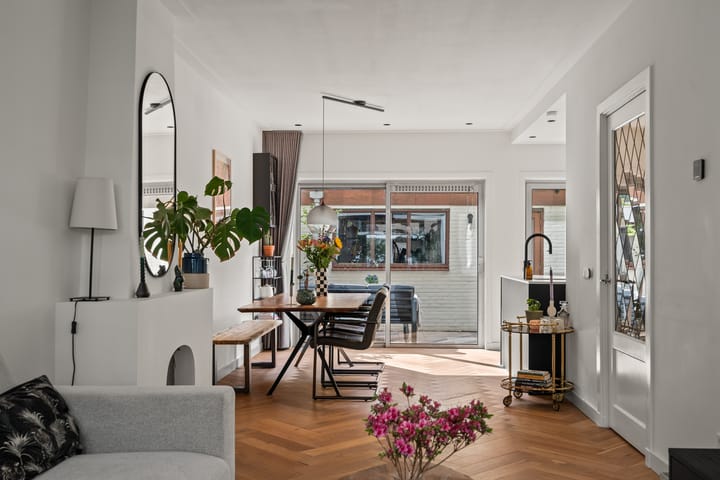 Foto 12 van Jan Luykenstraat 15