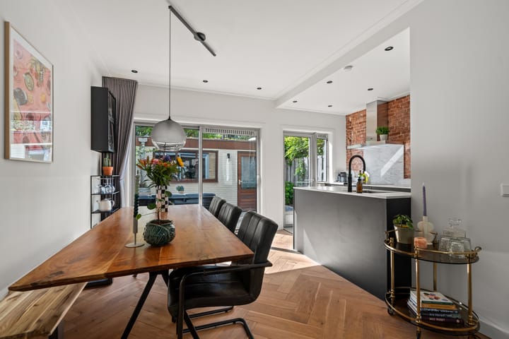 Foto 14 van Jan Luykenstraat 15