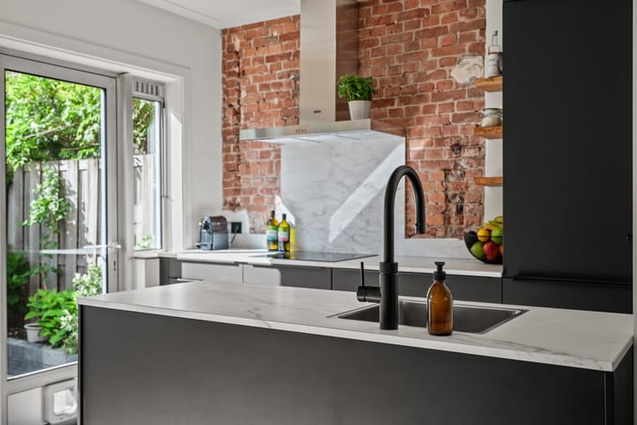 Foto 16 van Jan Luykenstraat 15