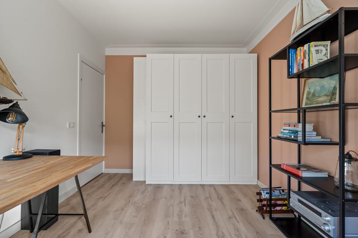 Foto 32 van Jan Luykenstraat 15