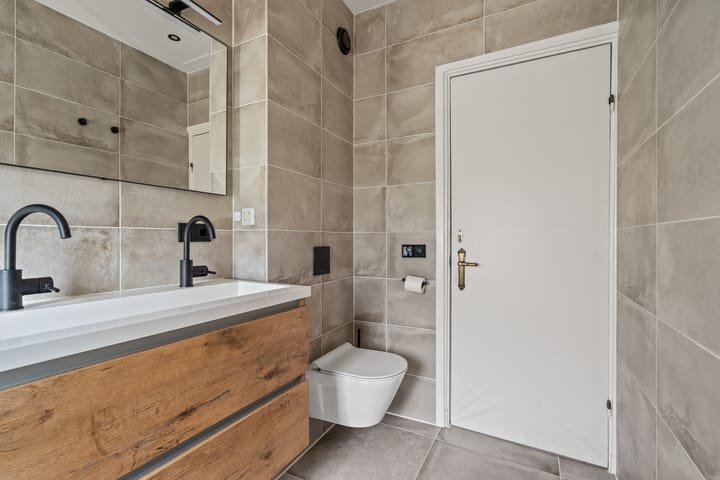 Foto 43 van Jan Luykenstraat 15