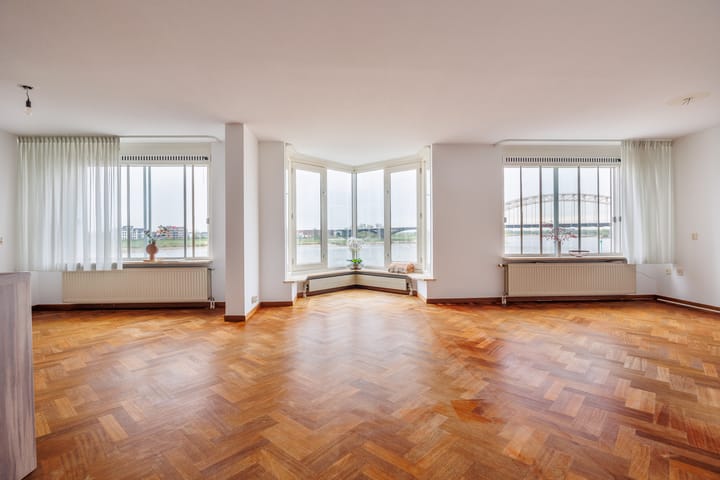 Foto 4 van Waalkade 42