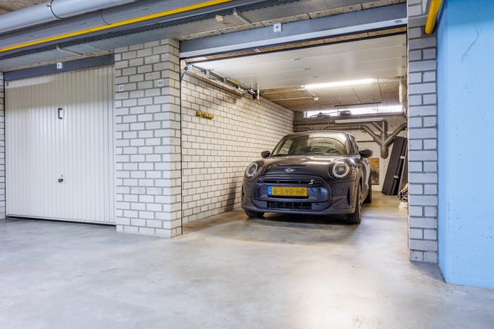 Foto 35 van Waalkade 42