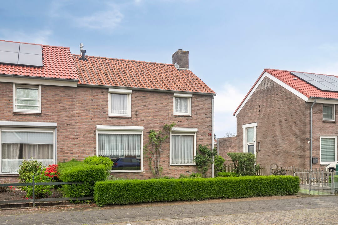 Foto 32 van Pastoor Jacobsstraat 74