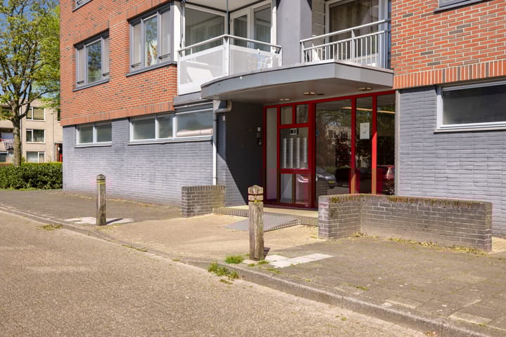 Foto 21 van Waalstraat 135