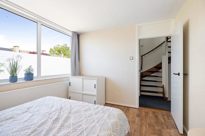 Foto 16 van Peter Mulderstraat 15