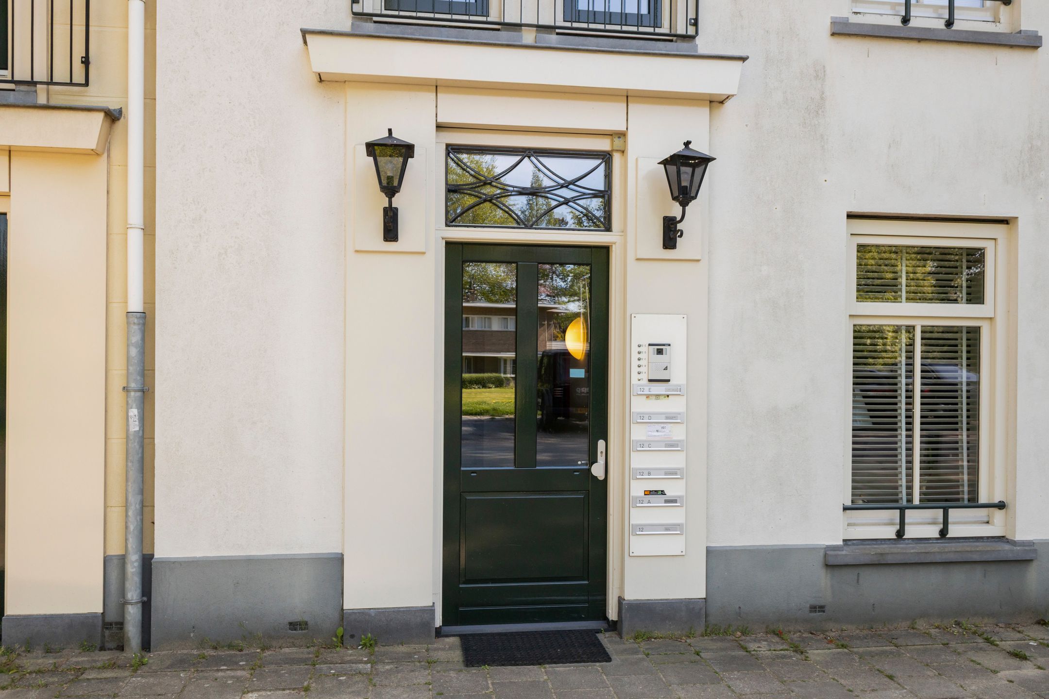 Photo 3 of Kronenburgplantsoen 12-B