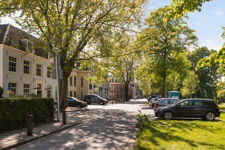 Foto 36 van Kronenburgplantsoen 12-B