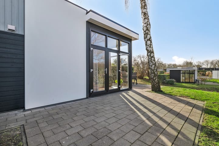 Photo 16 of Zuiderweg 2-94A