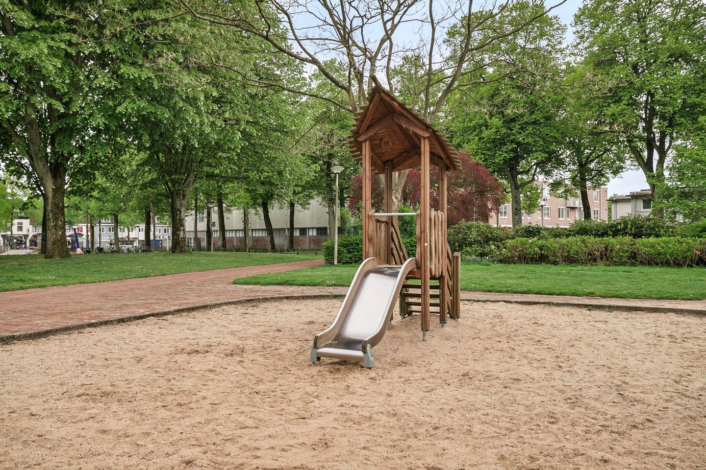 Foto 25 van Graaf Lodewijklaan 77