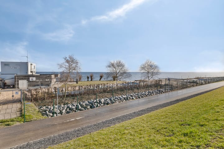 Foto 39 van Badhuisweg 15