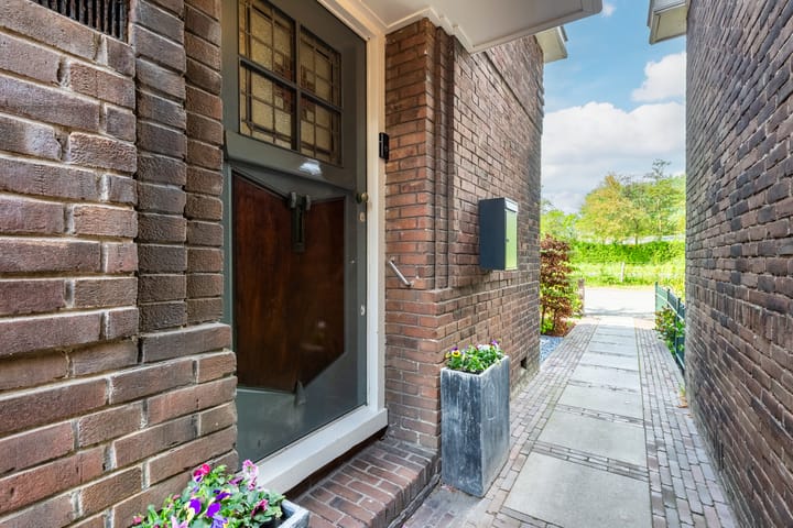 Foto 10 van Parallelweg 78