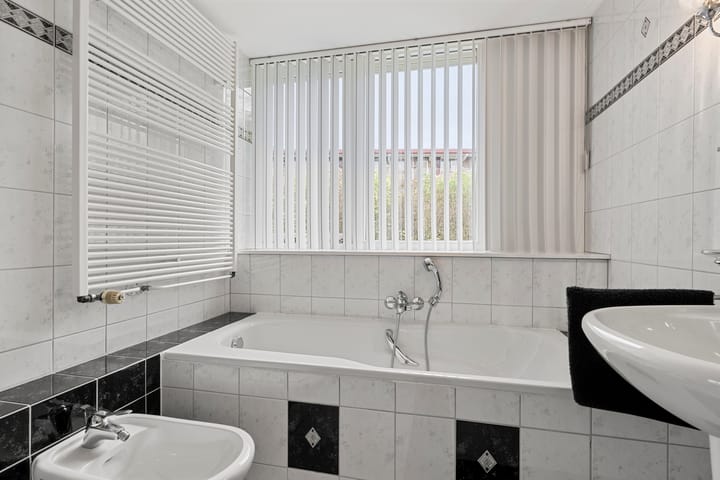 Photo 49 of Wilgenlaan 32