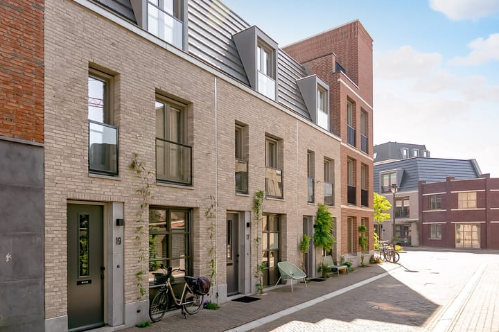 Photo 1 of Lintermansstraat 17