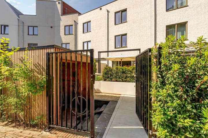 Photo 24 of Lintermansstraat 17