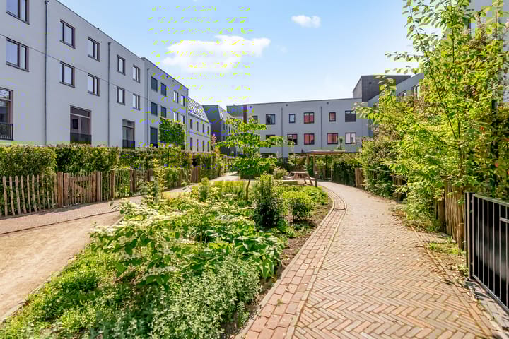 Photo 25 of Lintermansstraat 17