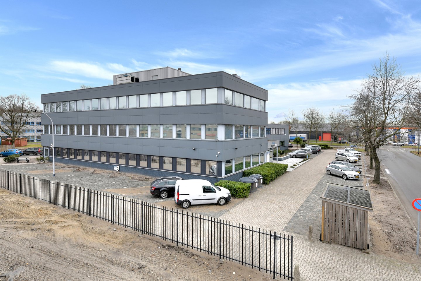 Bekijk foto 3 van Lijndonk 4