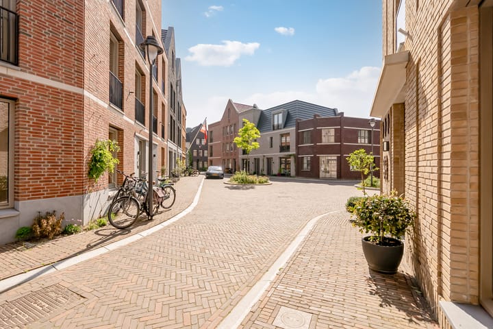 Photo 50 of Lintermansstraat 17