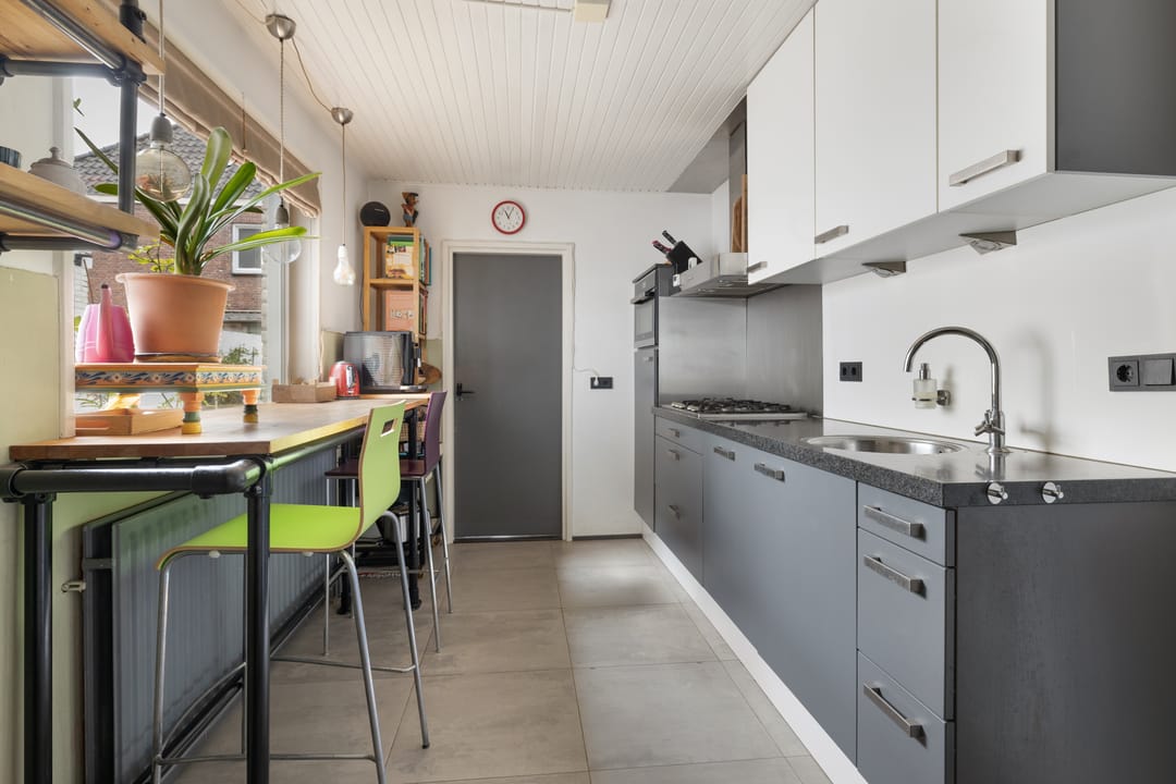 Photo 11 of Stuivesantplein 7