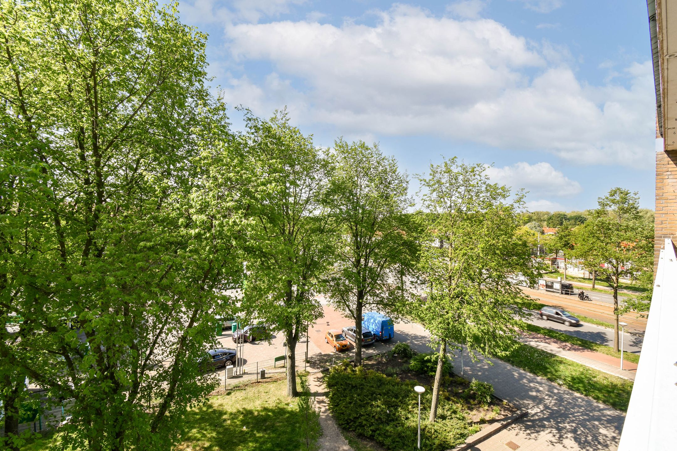 Foto 30 van Burgemeester Hogguerstraat 897