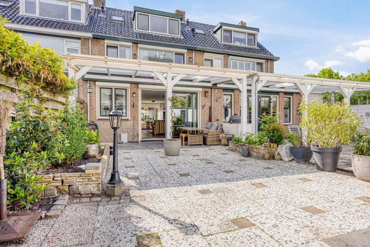 Foto 13 van Charlotte de Bourbonstraat 3