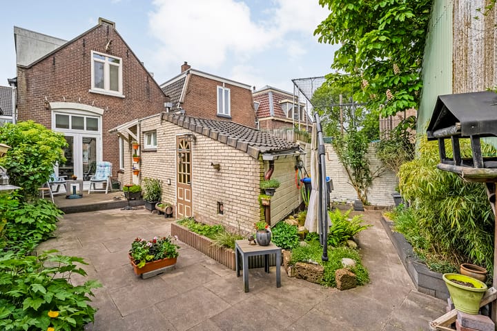 Foto 2 van Emmastraat 49