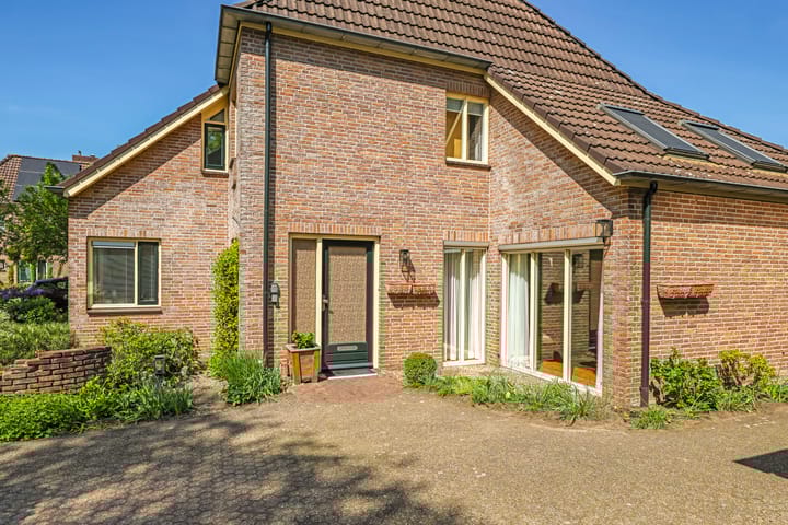 Foto 6 van Meidoornlaan 11