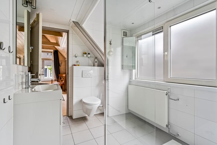 Foto 18 van Emmastraat 49