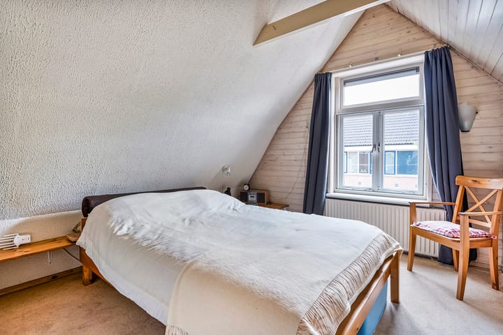 Foto 20 van Emmastraat 49