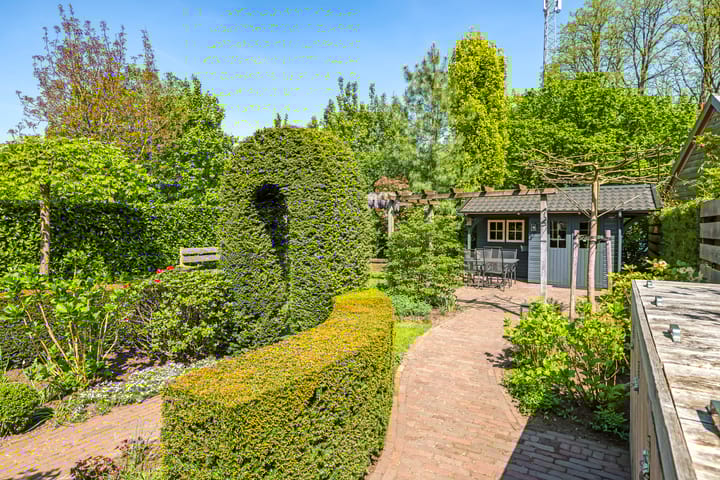 Foto 51 van Meidoornlaan 11