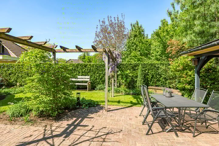 Foto 54 van Meidoornlaan 11