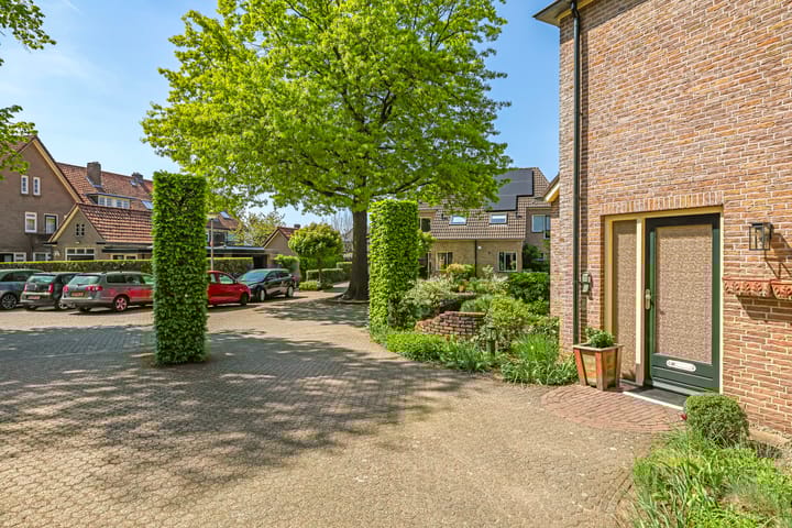 Foto 63 van Meidoornlaan 11