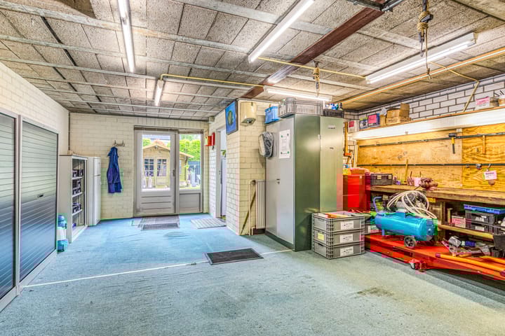 Foto 20 van van Mellincrodestraat 1