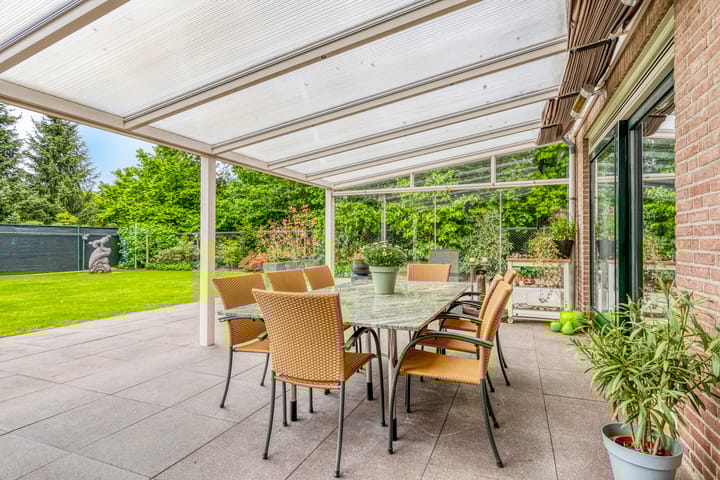 Foto 40 van van Mellincrodestraat 1