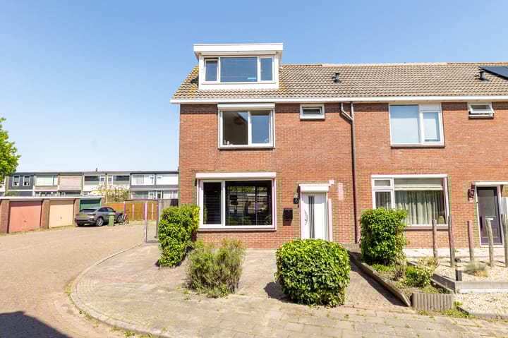 Foto 2 van Zuiderzeestraat 8