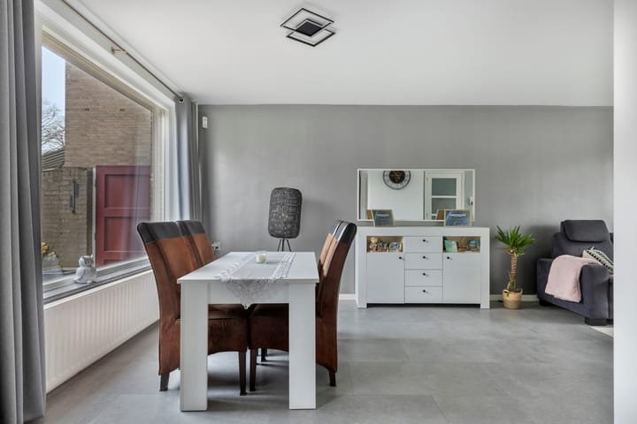 Foto 14 van Mondriaanstraat 18