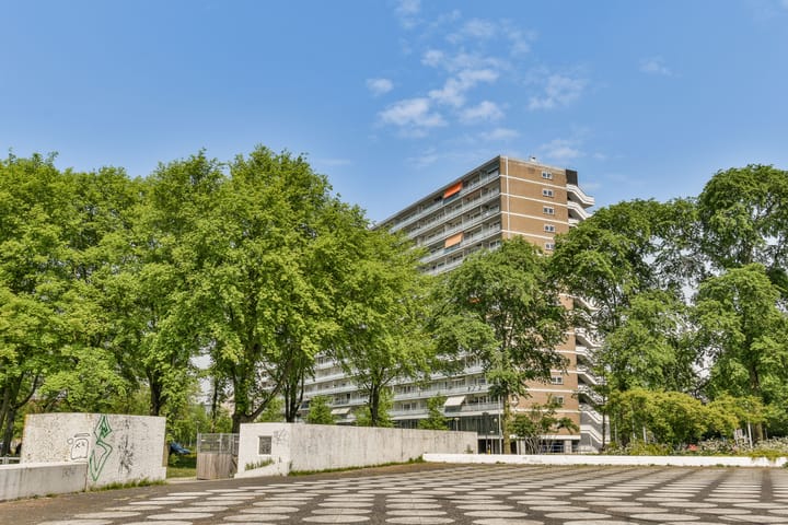 Foto 15 van Burgemeester Hogguerstraat 389