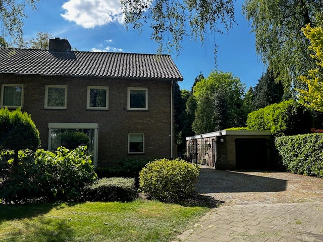 Photo 1 of Meyerijplein 1