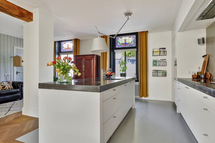 Foto 14 van Hoogvensestraat 98