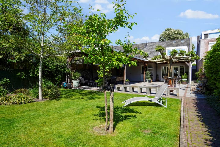 Foto 60 van Hoogvensestraat 98