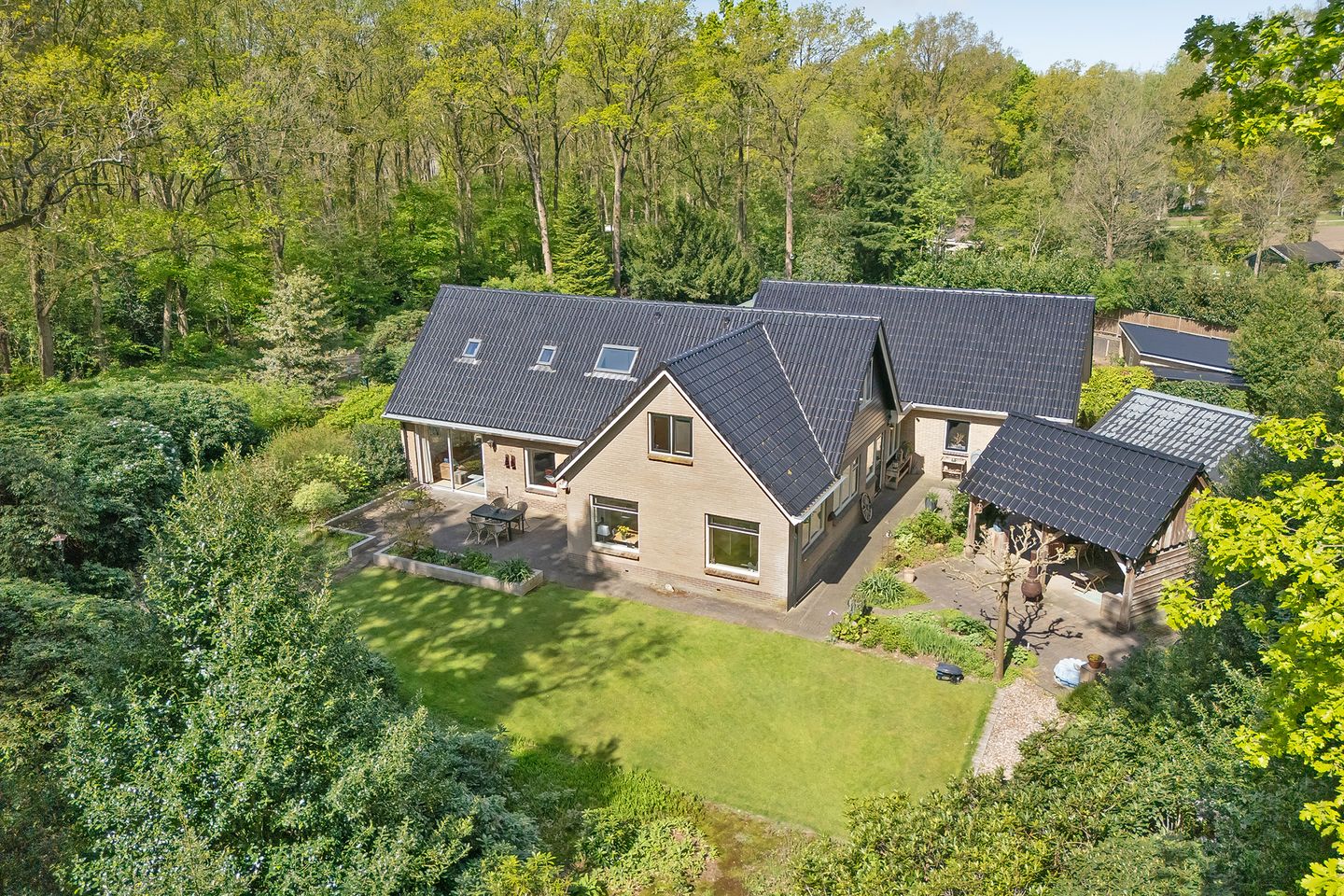 Photo 1 of Bosrand 8