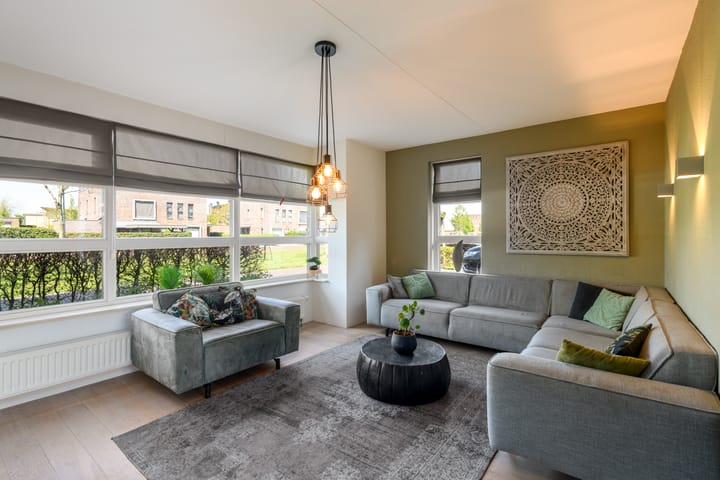 Foto 5 van Sergeant 4