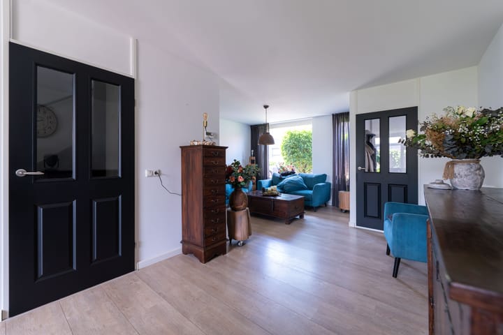 Photo 8 of Molenveldstraat 16