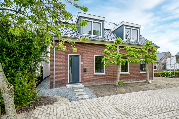 Photo 6 of Dorpsweg 70-B